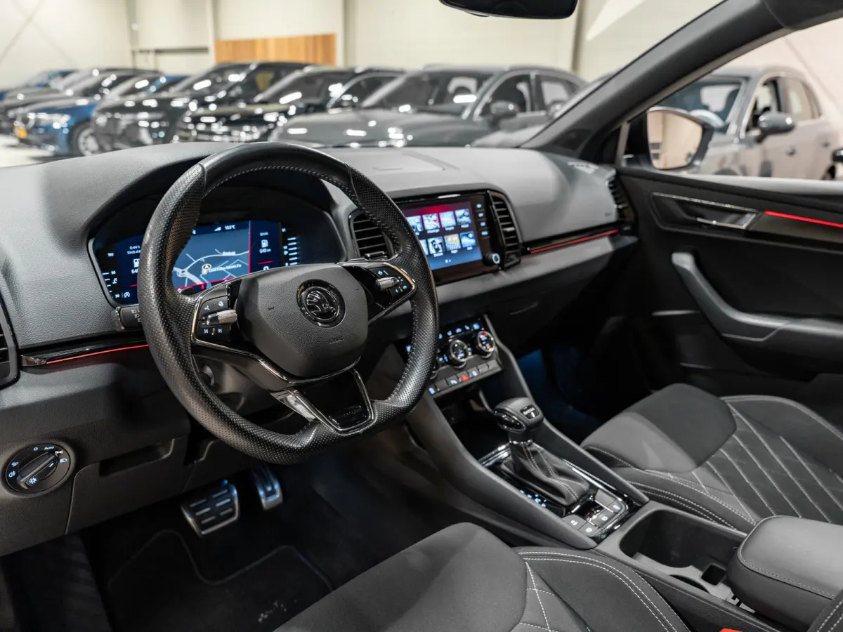 1.5 TSI DSG ACT Sportline, Facelift, Pano, ACC, Apple Carplay, Cam, PDC, Ambiënte Light, Clima, Voll Onderhouden