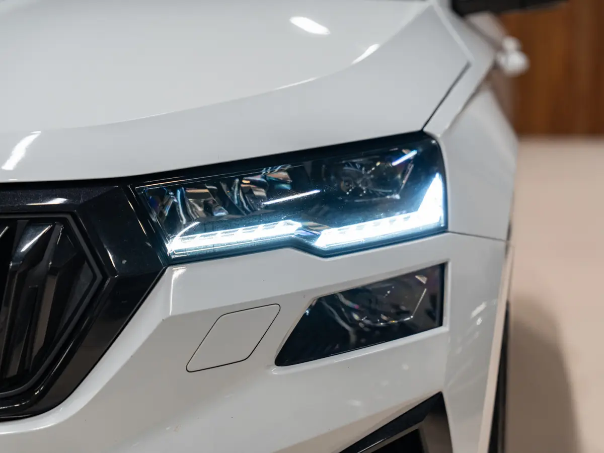 1.5 TSI DSG ACT Sportline, Facelift, Pano, ACC, Apple Carplay, Cam, PDC, Ambiënte Light, Clima, Voll Onderhouden