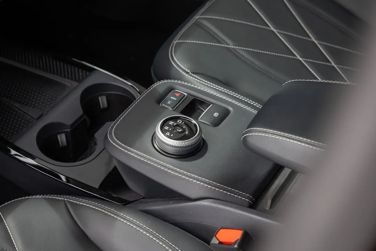 RWD 75 kWh | Camera | Adapt. Cruise | Standkachel | Stoel en Stuurverwarming | Apple/Android Carplay | Automatisch inparkeren | Lederen bekleding | Full LED