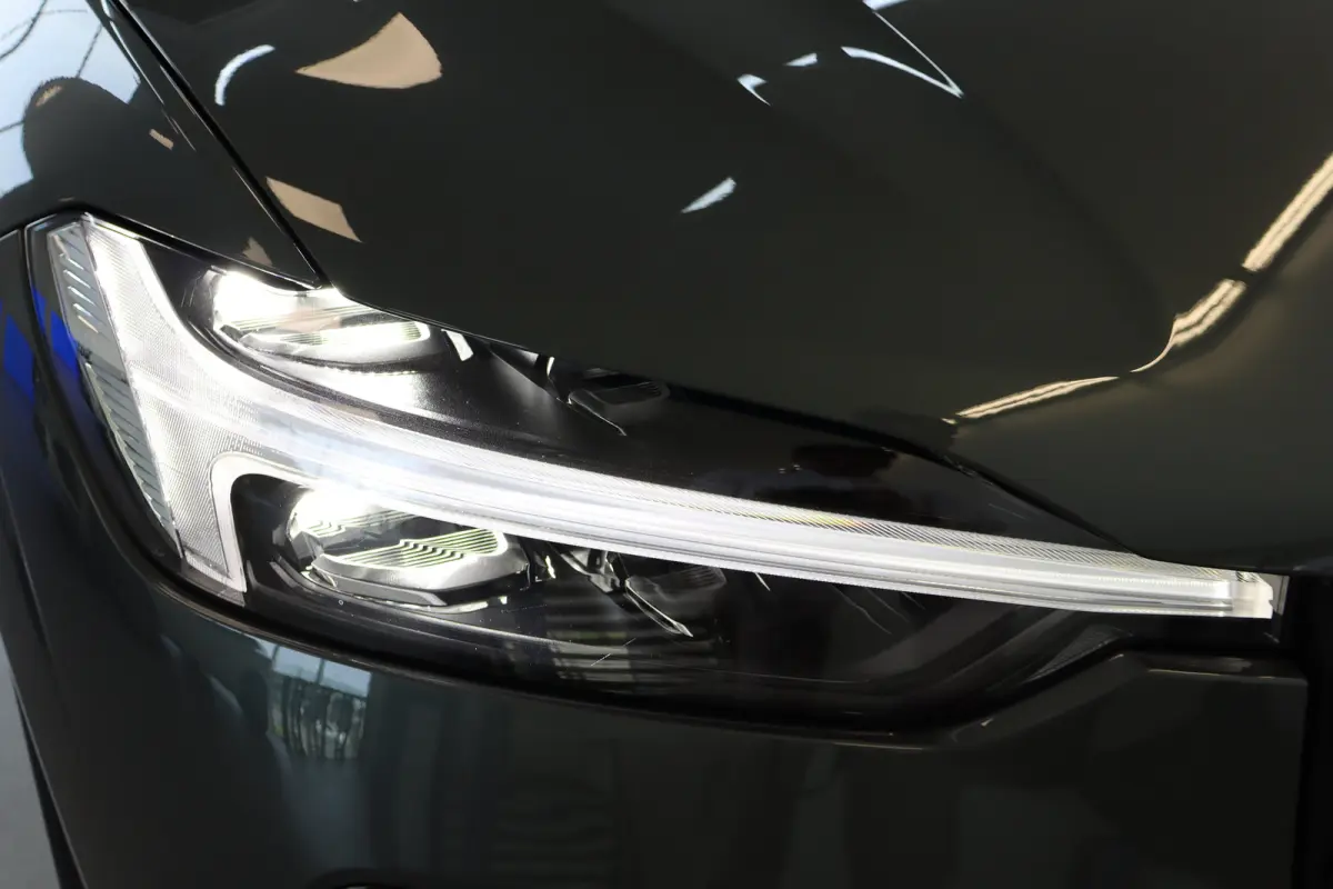 T6 350PK Plus Dark | Nappa | Ventilatie | HUD | Panoramadak | HK Audio | 360° | 21''