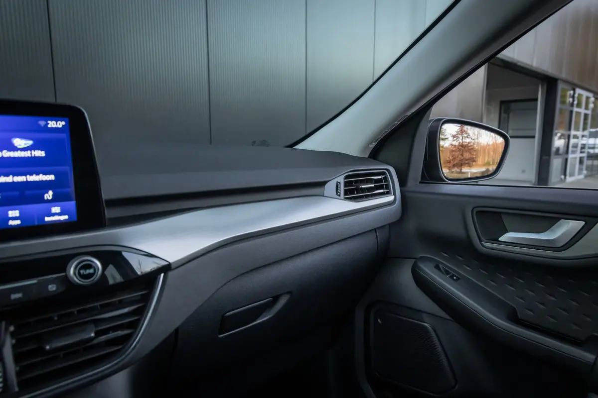 2.5 PHEV Titanium | 100% dealer o.h. | Winter-pack | DAB | Keyless-entry | Privacy-glass | 18''