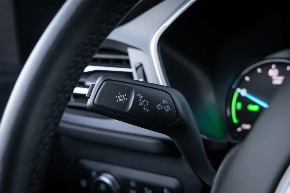 2.5 PHEV Titanium | 100% dealer o.h. | Winter-pack | DAB | Keyless-entry | Privacy-glass | 18''