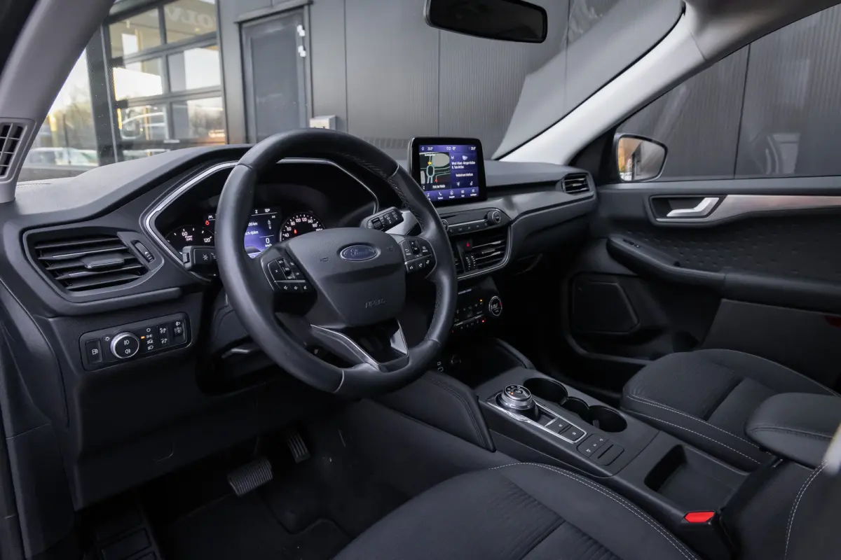 2.5 PHEV Titanium | 100% dealer o.h. | Winter-pack | DAB | Keyless-entry | Privacy-glass | 18''