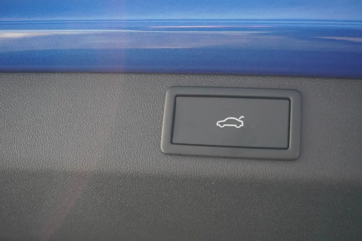 85 286pk Sportline | Trekhaak | Warmtepomp | Adaptief Onderstel | Head-up