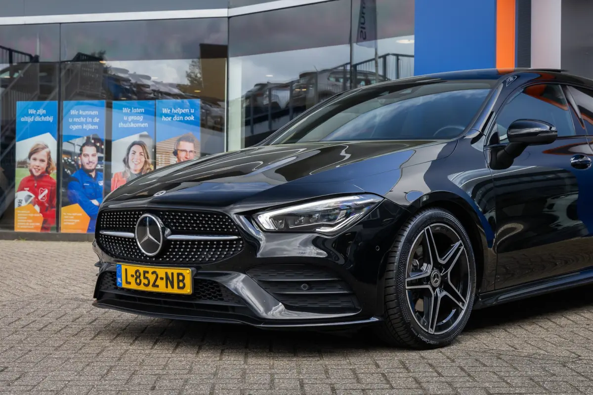 180 Business Solution AMG | Panoramadak | Stoelverwarming | Apple Carplay/Android Auto | Elektrische Achterklep | Camera