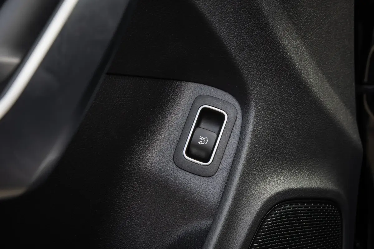 180 Business Solution AMG | Panoramadak | Stoelverwarming | Apple Carplay/Android Auto | Elektrische Achterklep | Camera