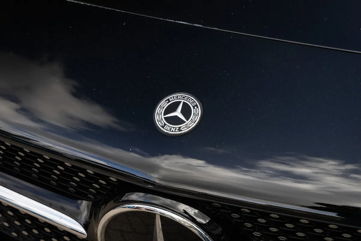 180 Business Solution AMG | Panoramadak | Stoelverwarming | Apple Carplay/Android Auto | Elektrische Achterklep | Camera
