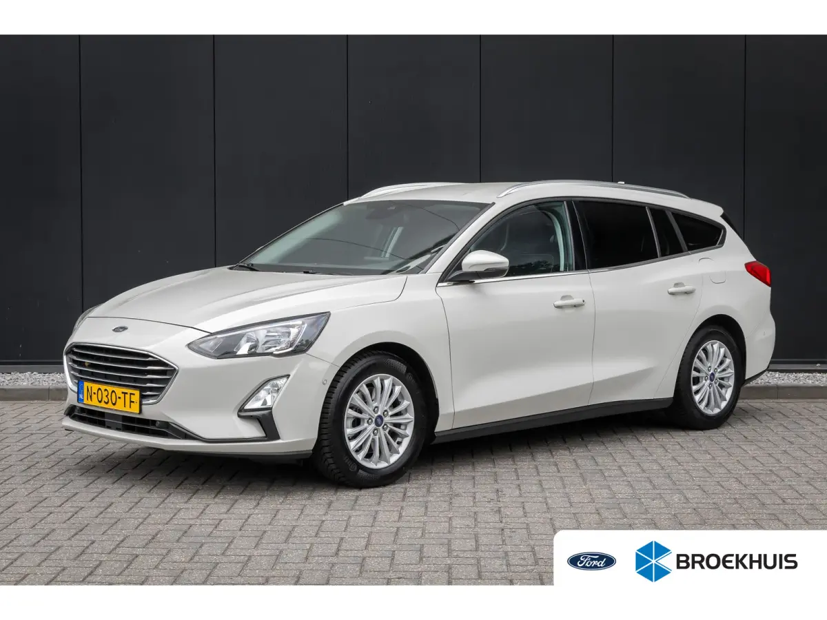 1.0 EcoBoost Titanium Automaat | 100% dealer o.h. | Adaptieve cruise | Trekhaak | Winter-pack | Elec. achterklep | Autom. inparkeren | Privacy-glass | Camera | All seazon banden | LED verlic
