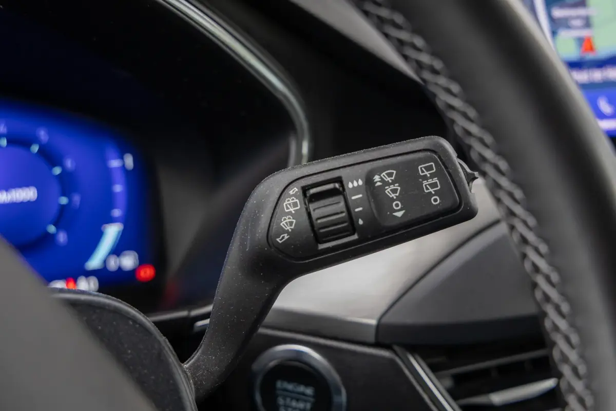 1.0 EcoBoost Titanium Automaat | 100% dealer o.h. | Adaptieve cruise | Trekhaak | Winter-pack | Elec. achterklep | Autom. inparkeren | Privacy-glass | Camera | All seazon banden | LED verlic