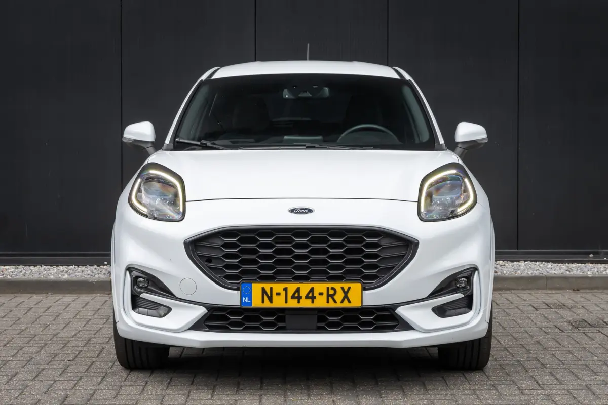 1.0 EcoBoost ST-Line | 100% dealer o.h. | Winter-pack | LED-verlichting | Privacy-glass | Apple carplay / Andriod auto | DAB