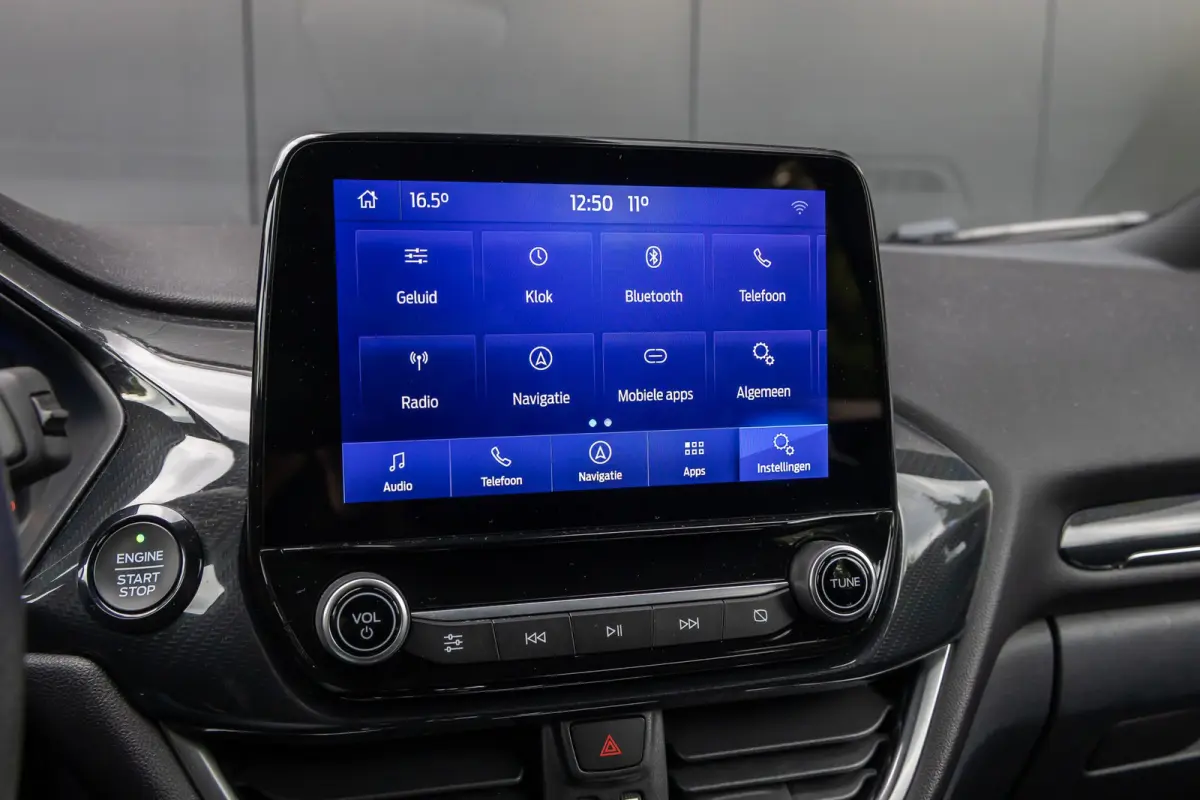 1.0 EcoBoost ST-Line | 100% dealer o.h. | Winter-pack | LED-verlichting | Privacy-glass | Apple carplay / Andriod auto | DAB