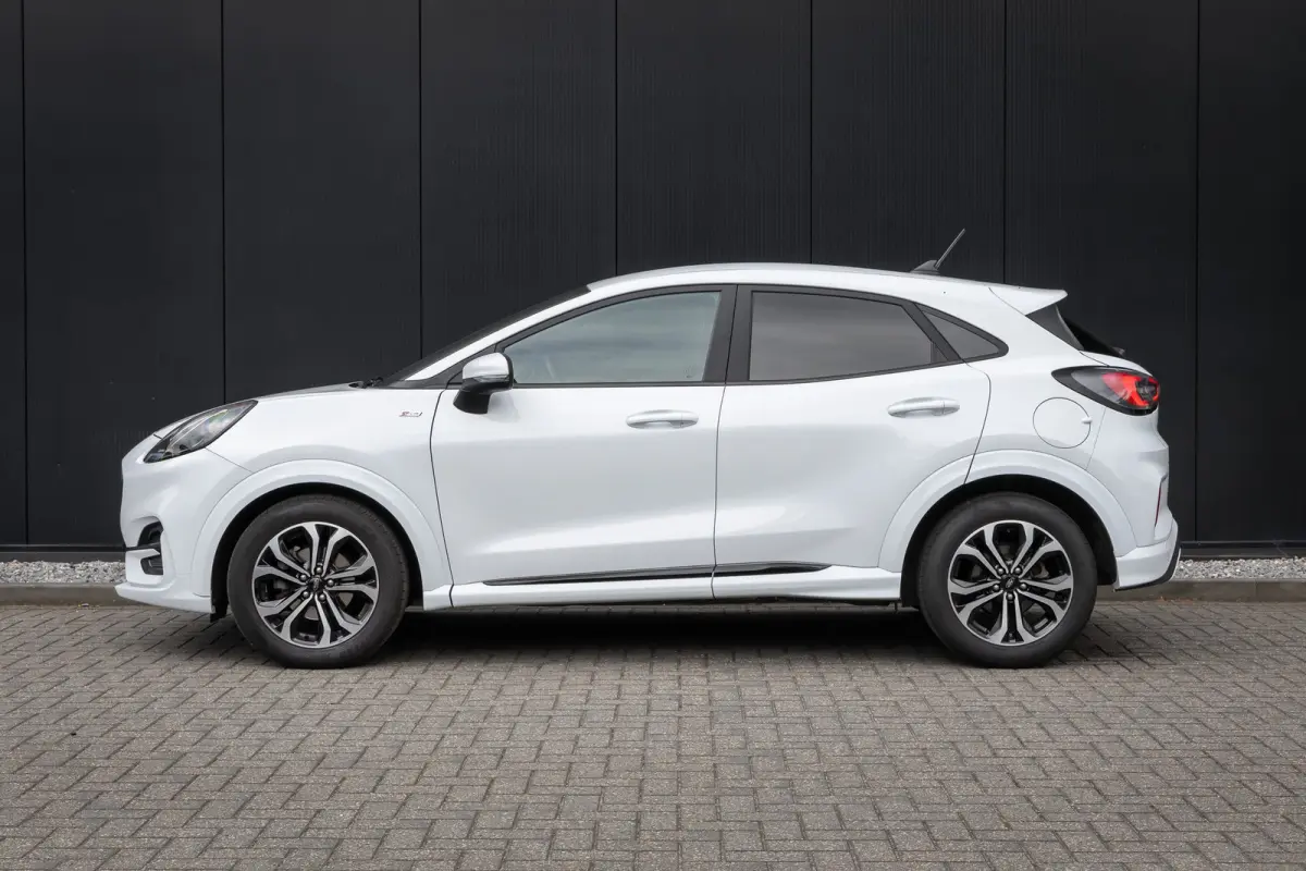 1.0 EcoBoost ST-Line | 100% dealer o.h. | Winter-pack | LED-verlichting | Privacy-glass | Apple carplay / Andriod auto | DAB