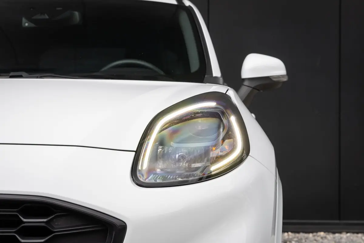 1.0 EcoBoost ST-Line | 100% dealer o.h. | Winter-pack | LED-verlichting | Privacy-glass | Apple carplay / Andriod auto | DAB