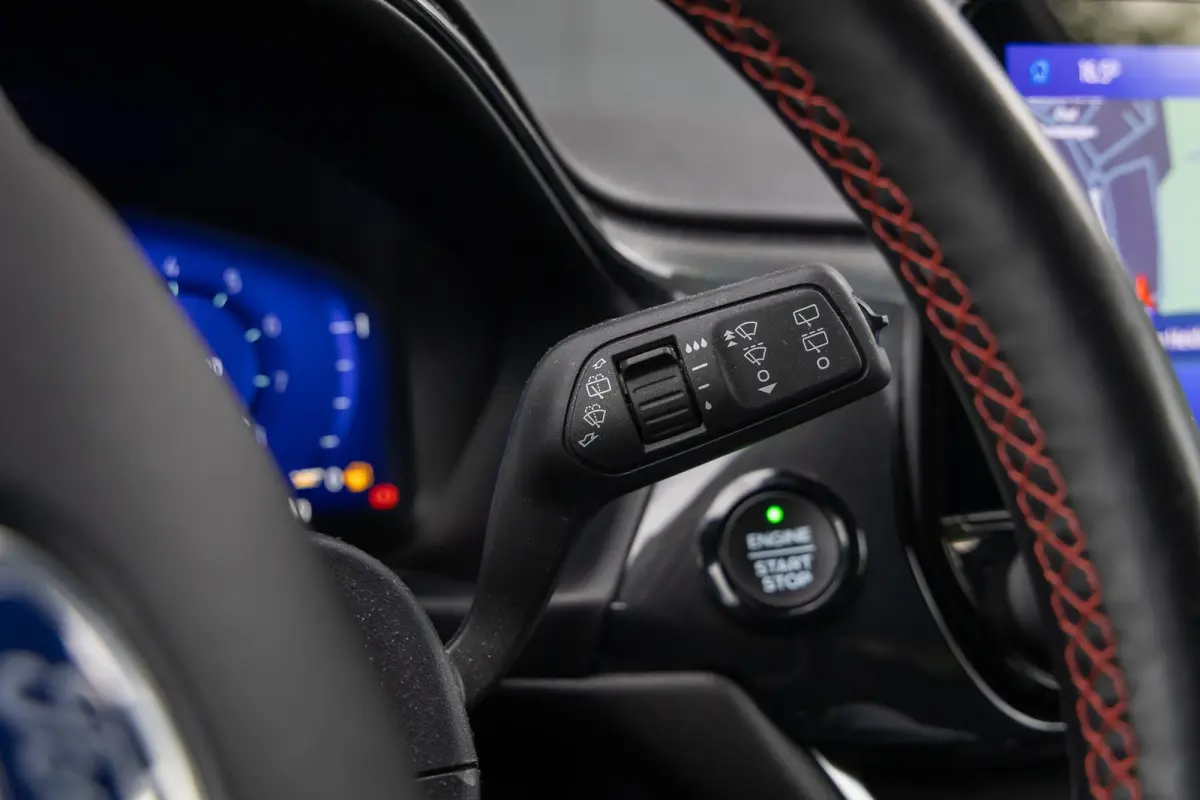 1.0 EcoBoost ST-Line | 100% dealer o.h. | Winter-pack | LED-verlichting | Privacy-glass | Apple carplay / Andriod auto | DAB