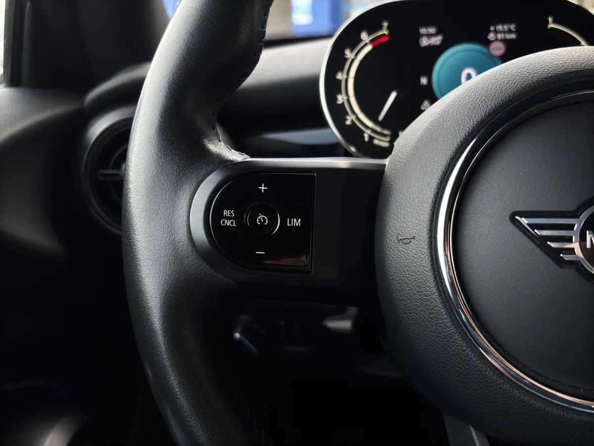 Mini 2.0 S Classic | Org. NL | Leder | Apple Carplay | Camera | Stoelverwarming |