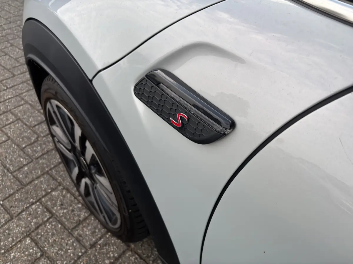 Mini 2.0 S Classic | Org. NL | Leder | Apple Carplay | Camera | Stoelverwarming |