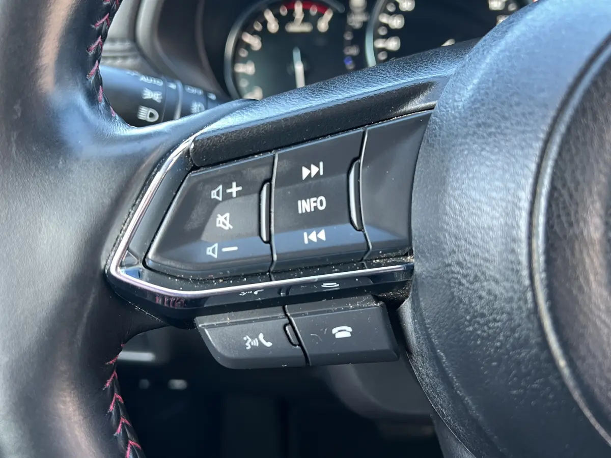 2.0 SkyActiv-G 165 Newground Automaat | 360 graden camera | Adaptive cruise control | Elektrische achterklep | Bestuurdersstoel met geheugen | Half leder | Stoelverwarming | Dodehoek detecti