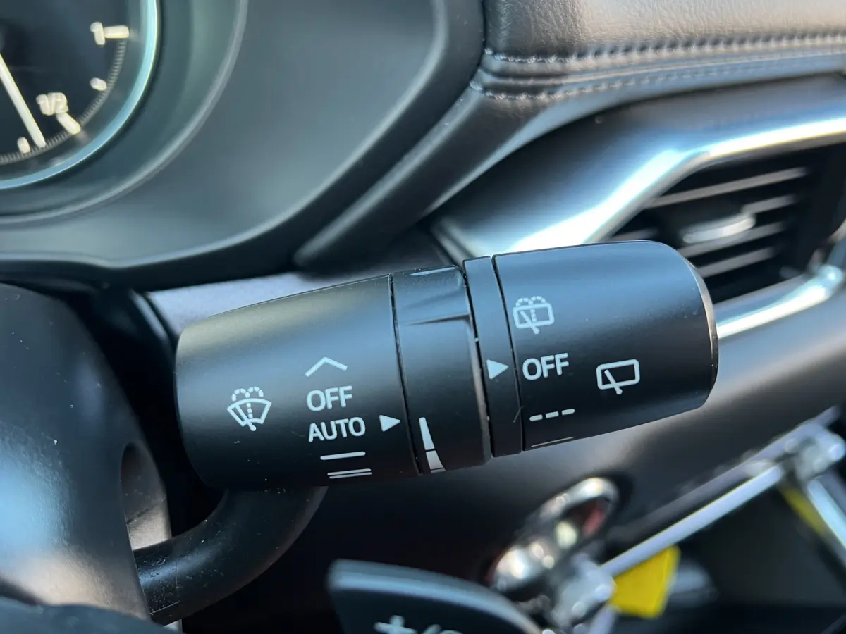 2.0 SkyActiv-G 165 Newground Automaat | 360 graden camera | Adaptive cruise control | Elektrische achterklep | Bestuurdersstoel met geheugen | Half leder | Stoelverwarming | Dodehoek detecti