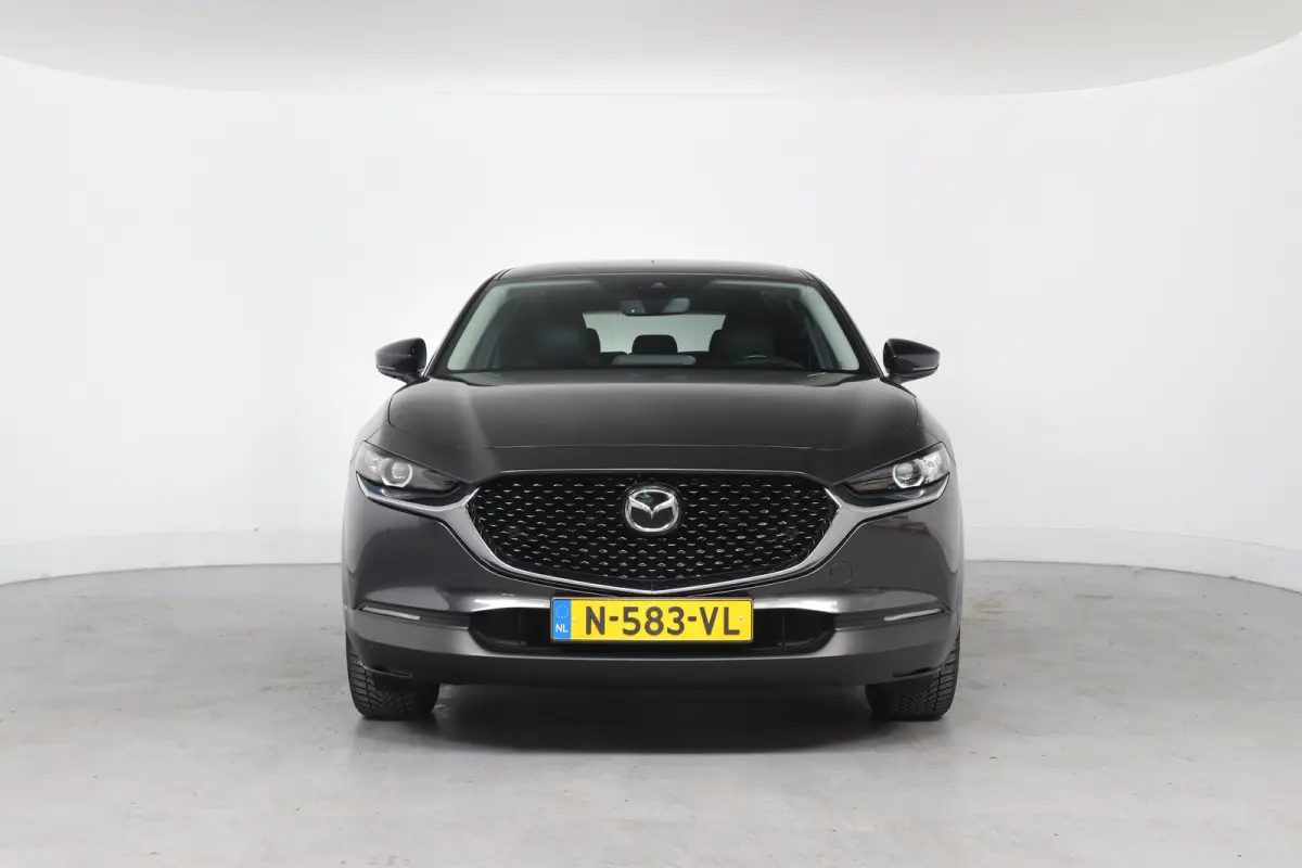 2.0 e-SkyActiv-X M Hybrid Sportive | Dealer Onderhouden! | 1e Eigenaar! | LED | Bose | Trekhaak | Clima | Camera | Stoelverwarming | Cruise Adaptive | Keyless | HUD
