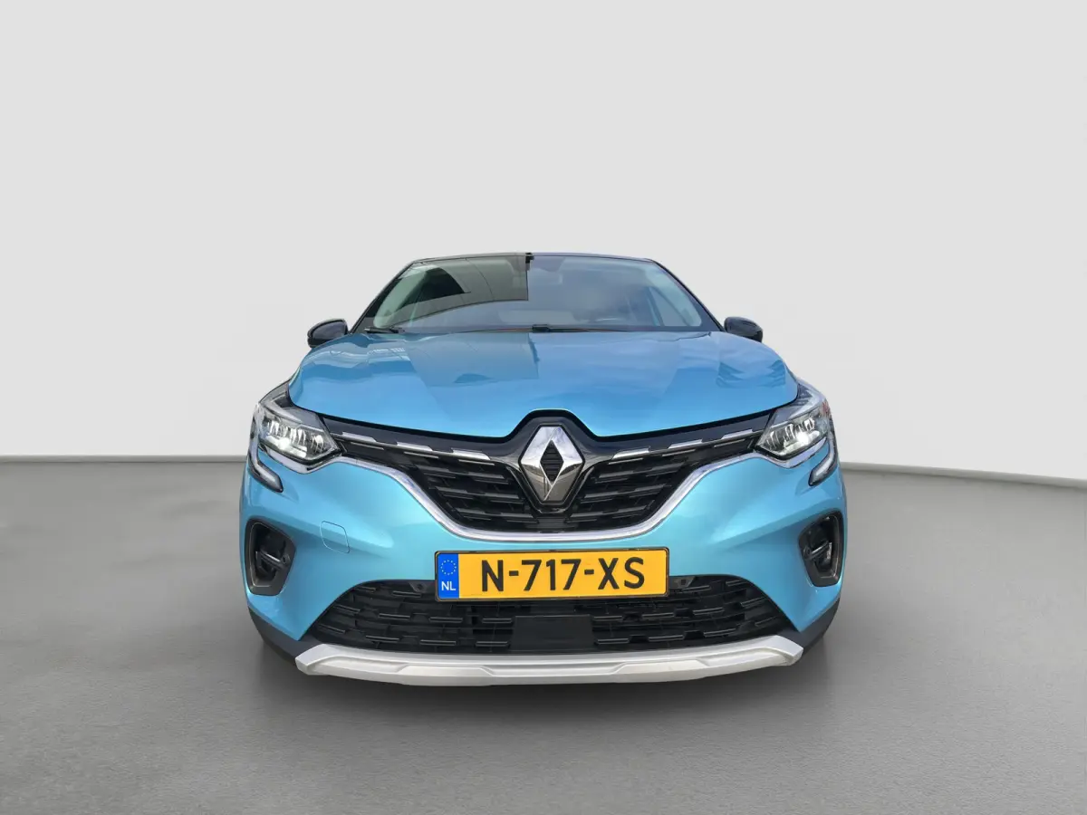1.6 E-Tech Plug-in Hybrid 160 Business | Half leder | Camera | LED verlichting | Cruise controle | 18'' velgen | Parkeersensoren voor en achter | Climate controle | Keyless entry | Navigatie