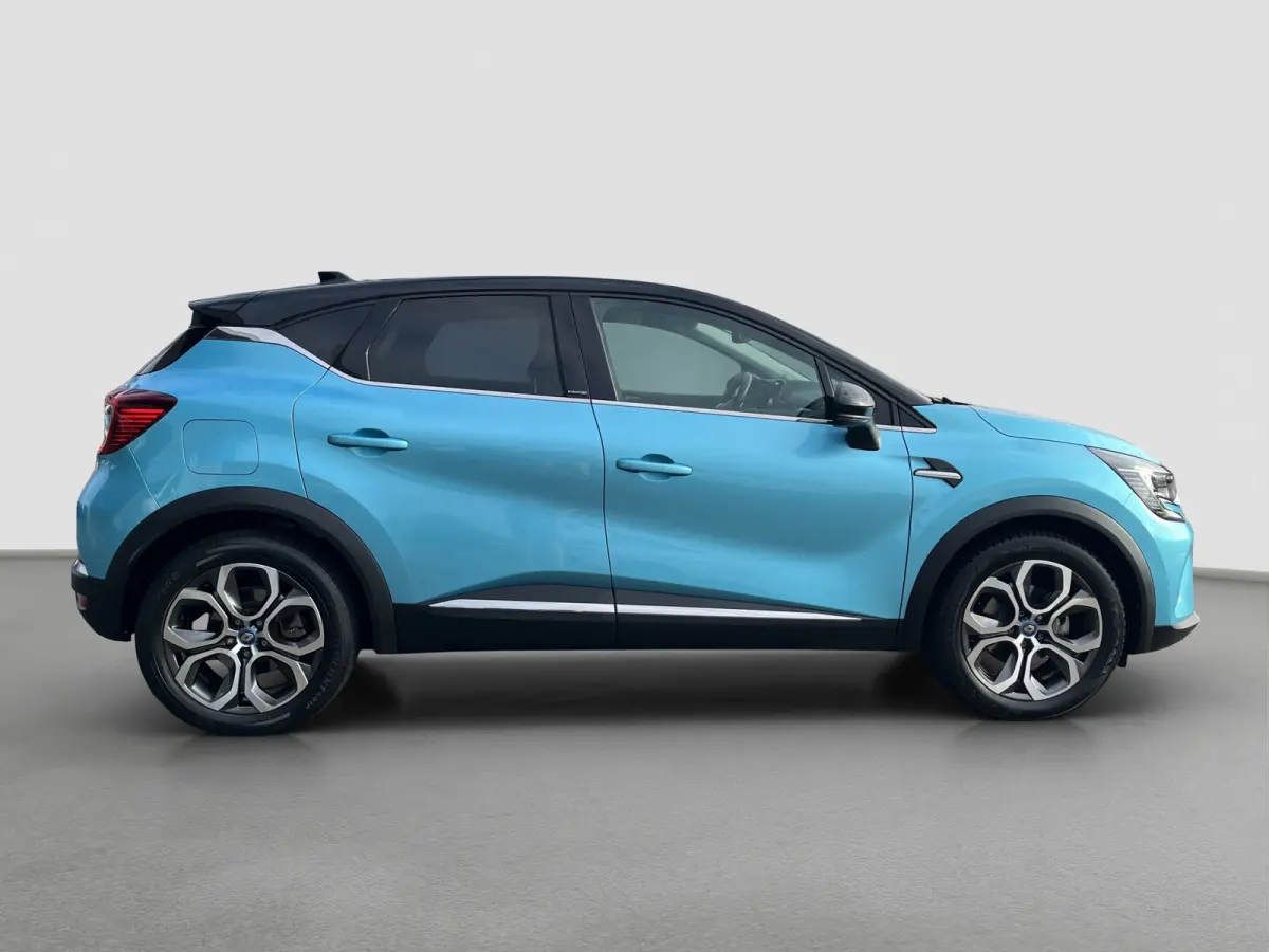 1.6 E-Tech Plug-in Hybrid 160 Business | Half leder | Camera | LED verlichting | Cruise controle | 18'' velgen | Parkeersensoren voor en achter | Climate controle | Keyless entry | Navigatie