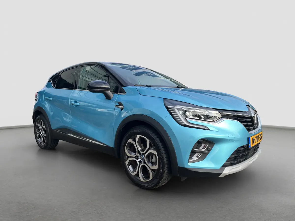 1.6 E-Tech Plug-in Hybrid 160 Business | Half leder | Camera | LED verlichting | Cruise controle | 18'' velgen | Parkeersensoren voor en achter | Climate controle | Keyless entry | Navigatie