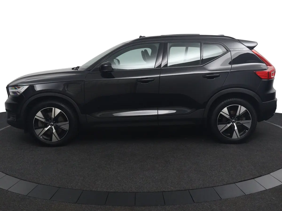 T4 R-Design | Panoramadak | SoH 86% | BLIS | 360 Camera | Adaptive Cruise | Harman/Kardon |