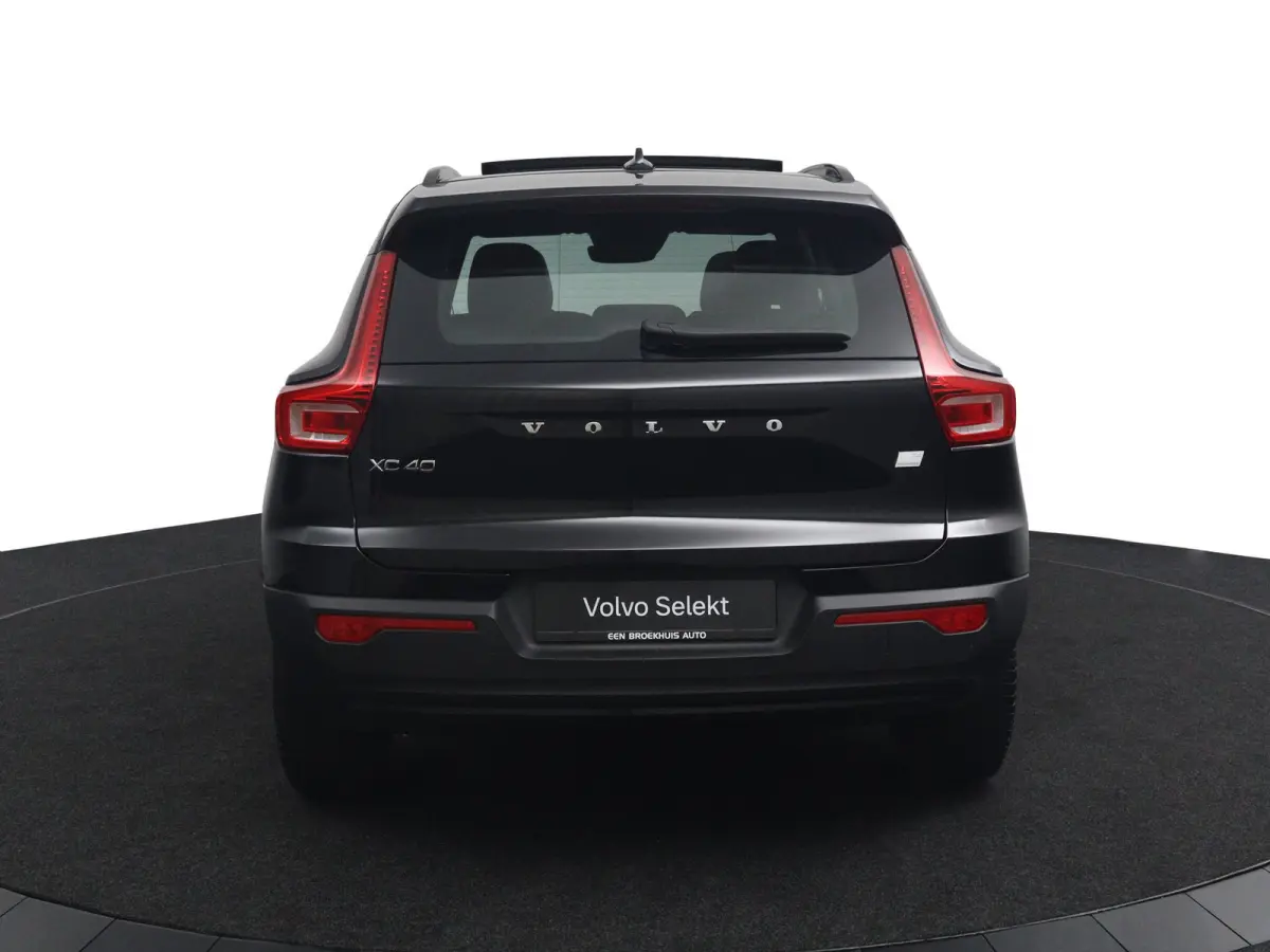 T4 R-Design | Panoramadak | SoH 86% | BLIS | 360 Camera | Adaptive Cruise | Harman/Kardon |
