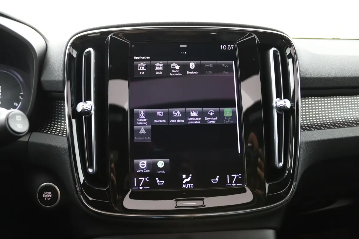 T4 R-Design | Panoramadak | SoH 86% | BLIS | 360 Camera | Adaptive Cruise | Harman/Kardon |