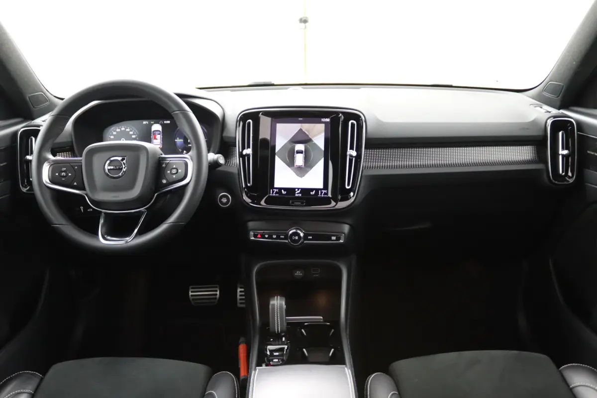 T4 R-Design | Panoramadak | SoH 86% | BLIS | 360 Camera | Adaptive Cruise | Harman/Kardon |