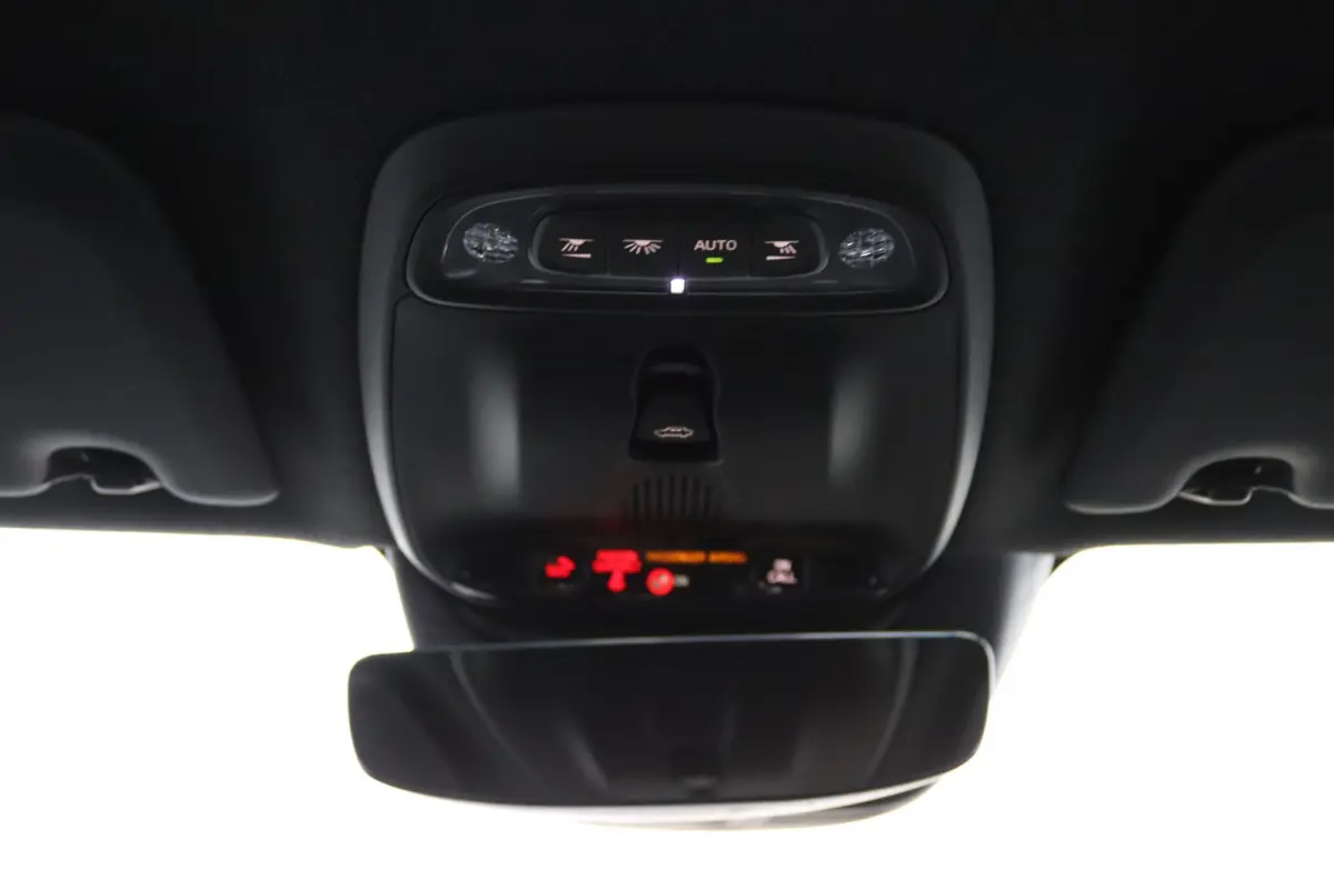 T4 R-Design | Panoramadak | SoH 86% | BLIS | 360 Camera | Adaptive Cruise | Harman/Kardon |