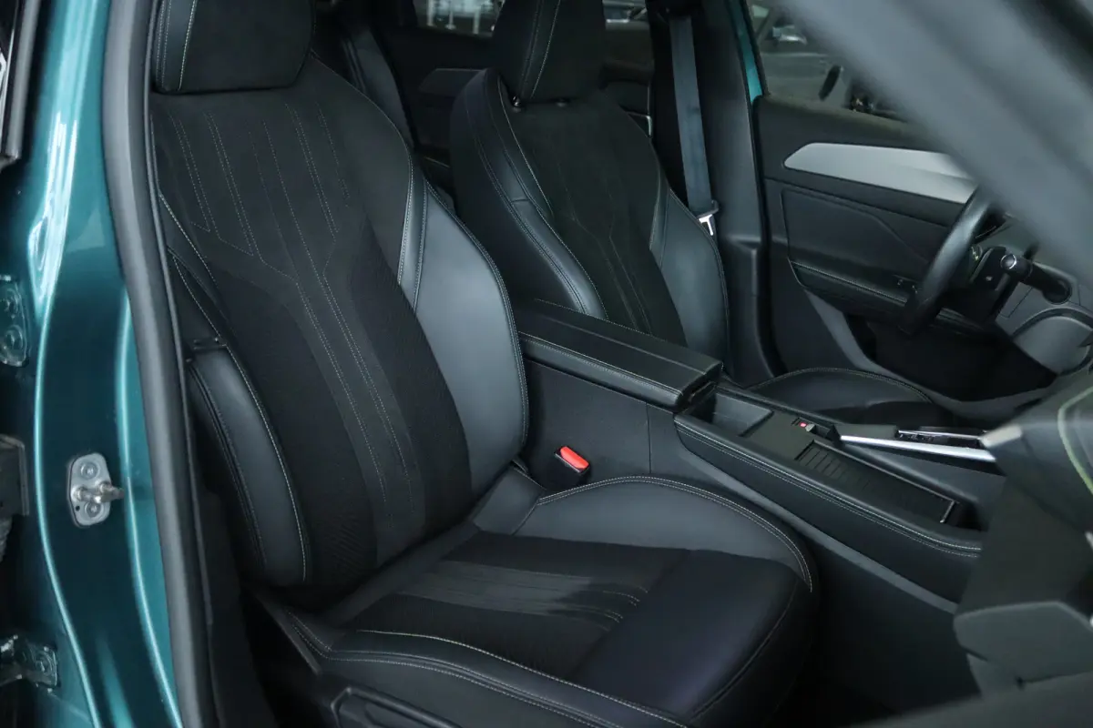 1.2 Turbo GT Pack Business | Adapt. Cruise | Massage | Focal Audio | 360 Camera | Stoelverwarming | Elektr. klep | Memory | Matrix | Keyless | Portland |