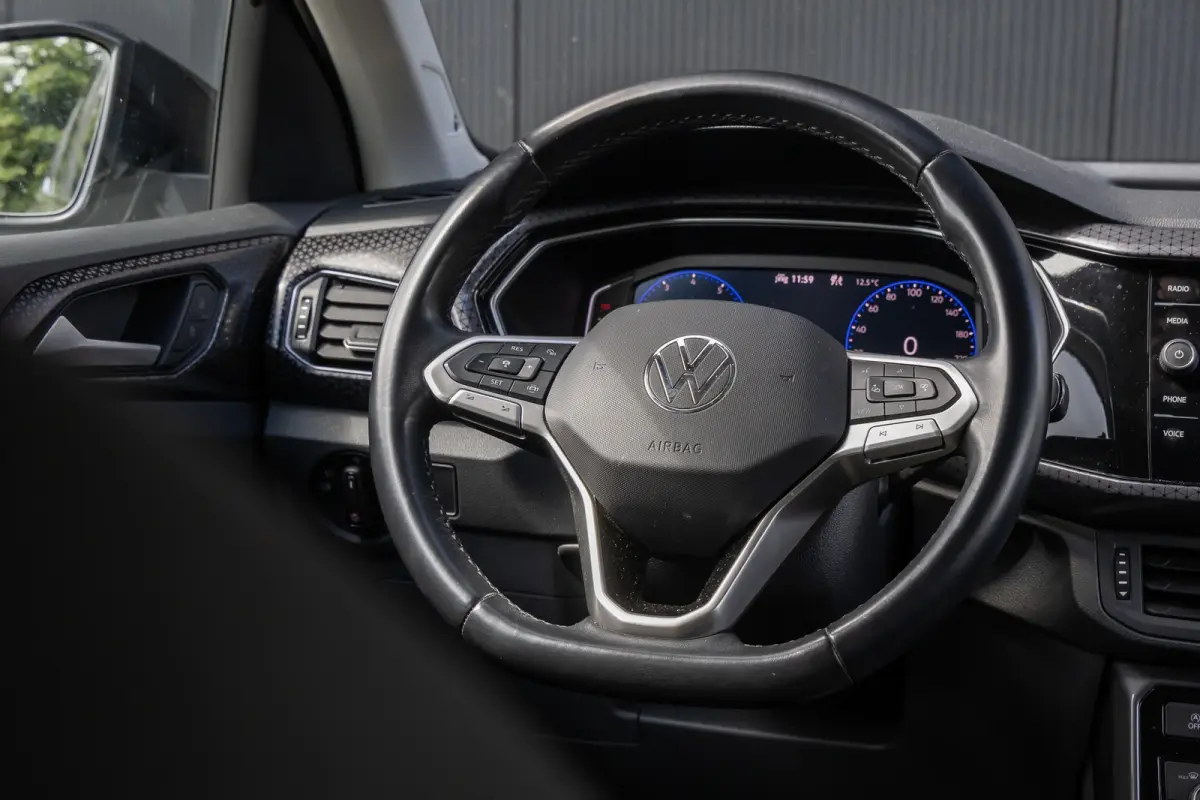 1.5 TSI Style Business R | Camera | BLIS | Beats audio | Dodehoek Detectie | Trekhaak | Keylles | Apple Carplay | 4-season banden | Stoelverwarming | Digidash | 100% Netjes Onderhouden |