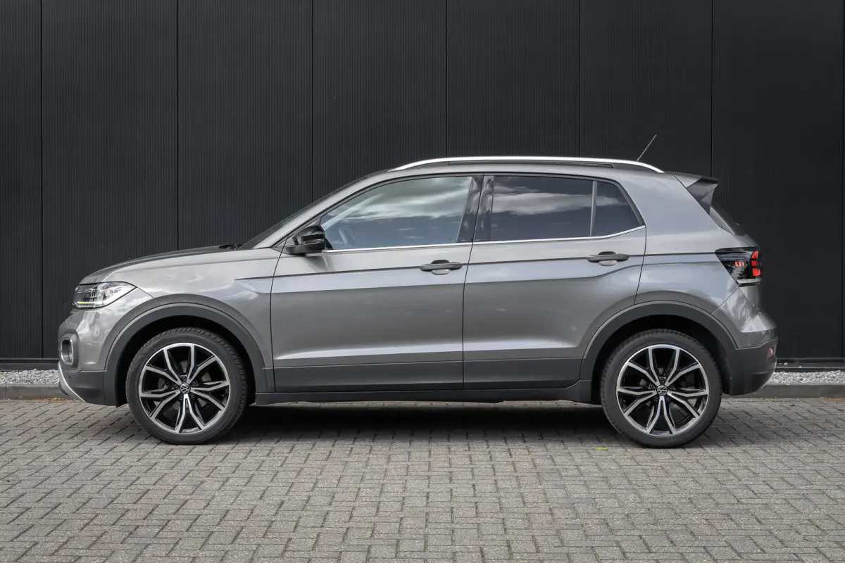 1.5 TSI Style Business R | Camera | BLIS | Beats audio | Dodehoek Detectie | Trekhaak | Keylles | Apple Carplay | 4-season banden | Stoelverwarming | Digidash | 100% Netjes Onderhouden |