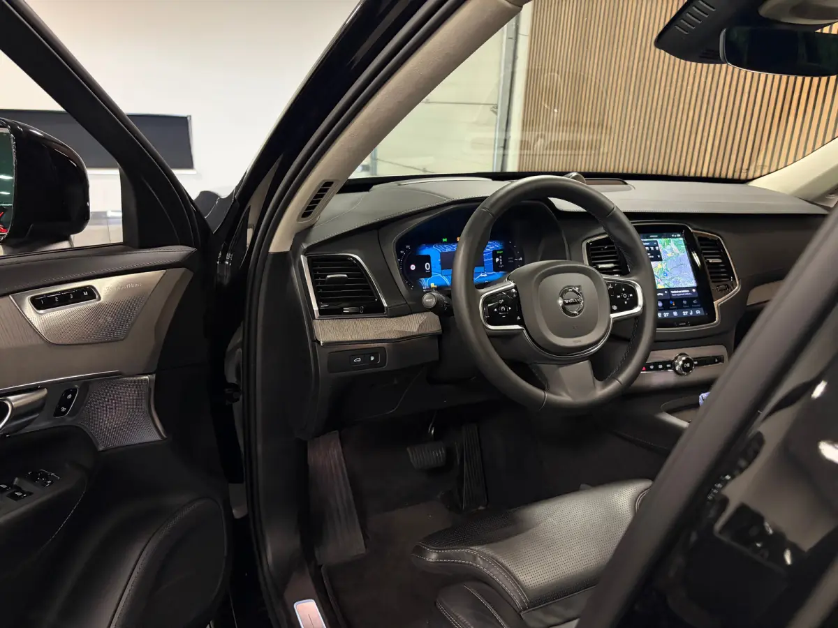 T8 AWD Recharge Ulta Dark | Full Option! | Bowers & Wilkins | Luchtvering | Stoelventilatie | Trekhaak | 360 Camera | Head-Up Display | Stoelmassage | 455pk | Adaptieve Cruise Control | Stoe