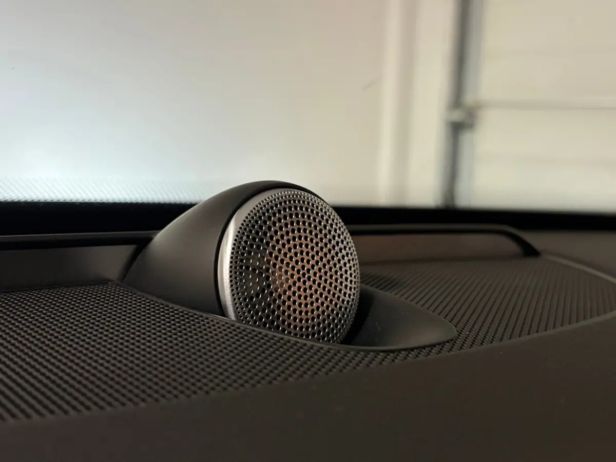 T8 AWD Recharge Ulta Dark | Full Option! | Bowers & Wilkins | Luchtvering | Stoelventilatie | Trekhaak | 360 Camera | Head-Up Display | Stoelmassage | 455pk | Adaptieve Cruise Control | Stoe
