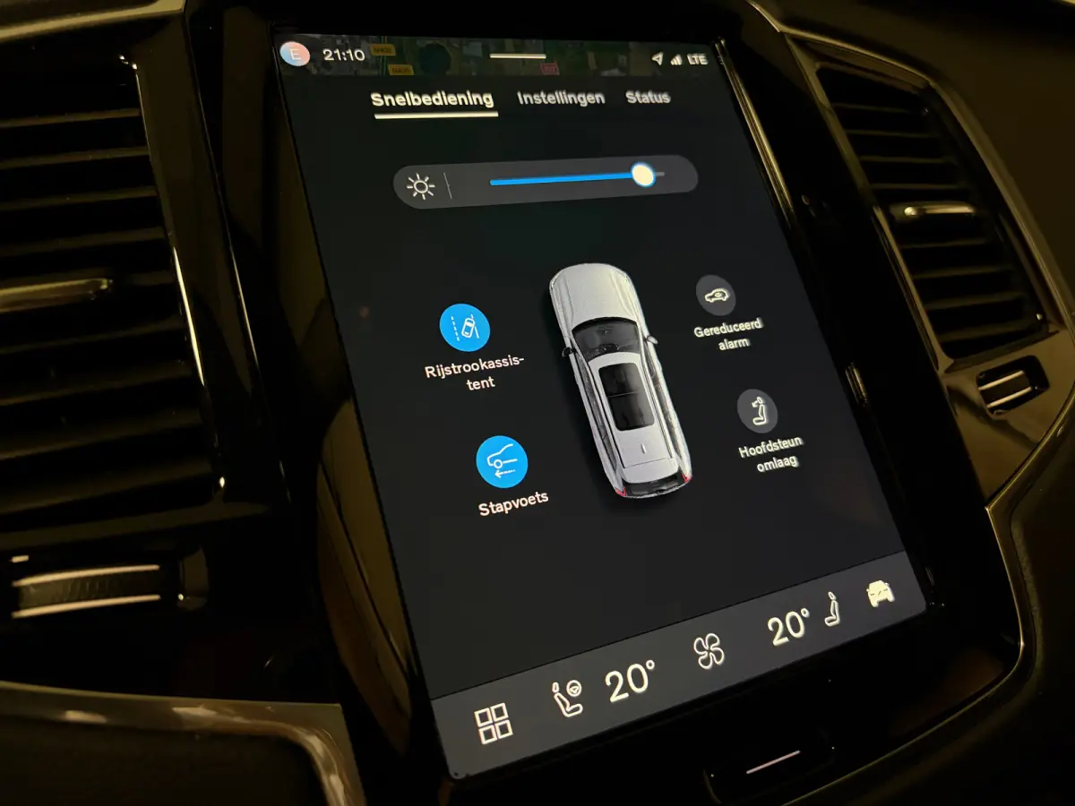 T8 AWD Recharge Ulta Dark | Full Option! | Bowers & Wilkins | Luchtvering | Stoelventilatie | Trekhaak | 360 Camera | Head-Up Display | Stoelmassage | 455pk | Adaptieve Cruise Control | Stoe