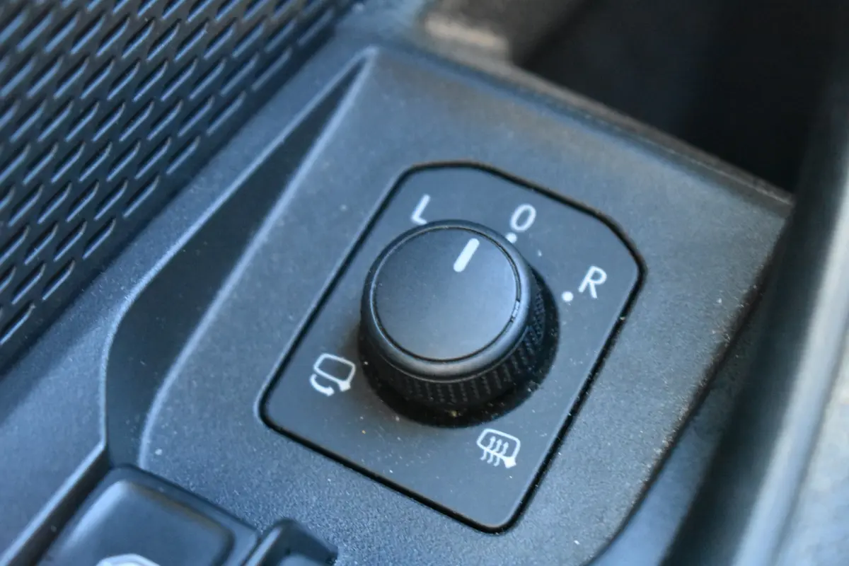 1.0 TSI 110PK Sport Business | APP. CONNECT | CRUISE CONTROL | NAVIGATIE | FULL LED | DAB+ | AIRCO