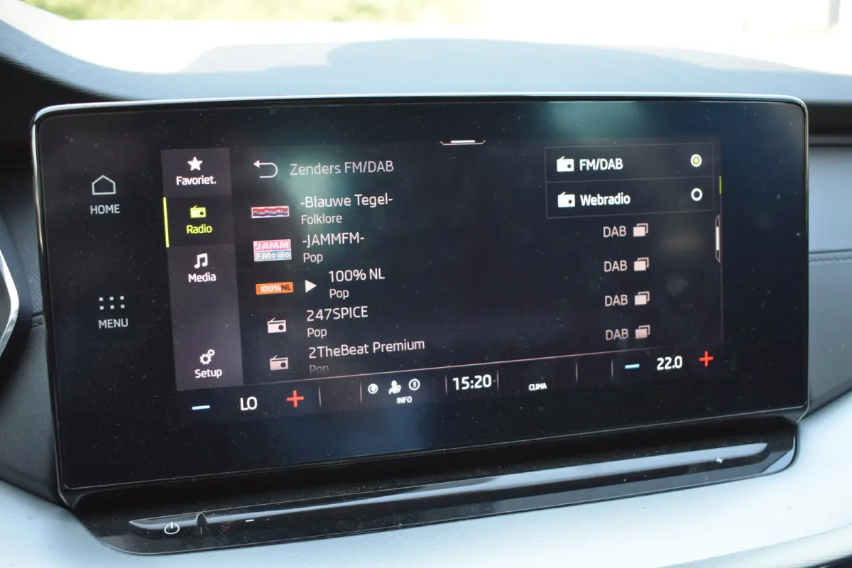 1.0 TSI 110PK Sport Business | APP. CONNECT | CRUISE CONTROL | NAVIGATIE | FULL LED | DAB+ | AIRCO