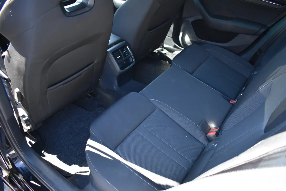 1.0 TSI 110PK Sport Business | APP. CONNECT | CRUISE CONTROL | NAVIGATIE | FULL LED | DAB+ | AIRCO