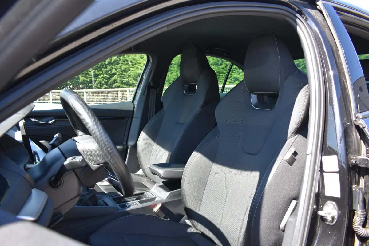1.0 TSI 110PK Sport Business | APP. CONNECT | CRUISE CONTROL | NAVIGATIE | FULL LED | DAB+ | AIRCO