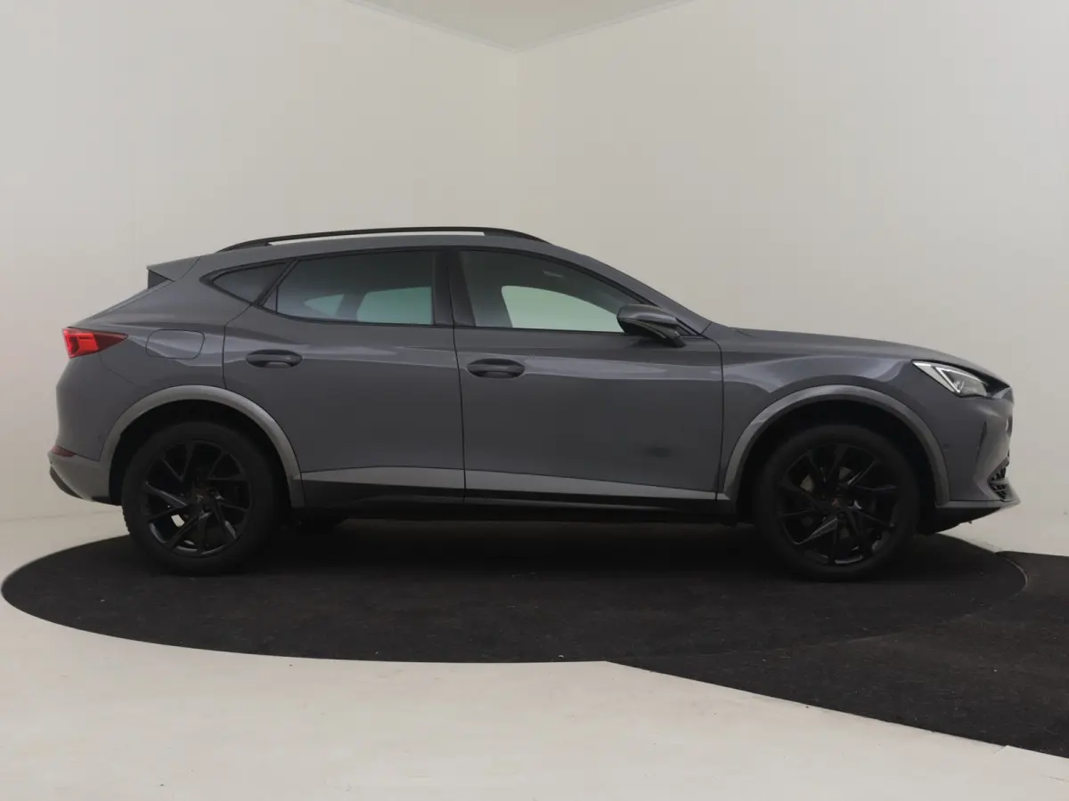 1.5 TSI Business Edition 150pk DSG/AUTO | Achteruitrijcamera | Stoelverwarming | Keyless entry/start | Adaptive cruise control | Navigatie | 18" LMV