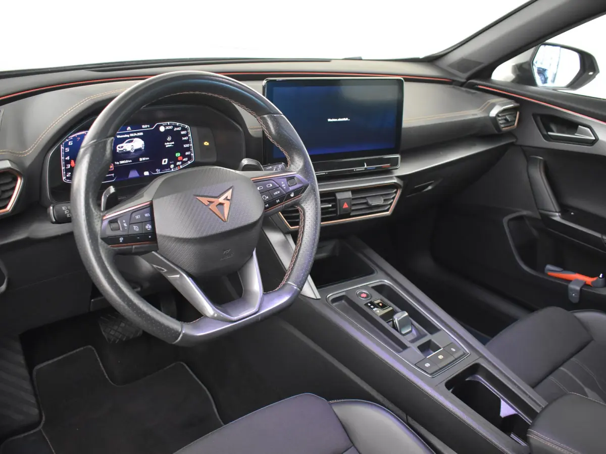 1.5 TSI Business Edition 150pk DSG/AUTO | Achteruitrijcamera | Stoelverwarming | Keyless entry/start | Adaptive cruise control | Navigatie | 18" LMV