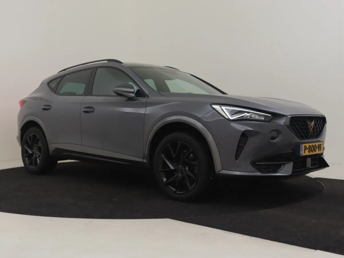 1.5 TSI Business Edition 150pk DSG/AUTO | Achteruitrijcamera | Stoelverwarming | Keyless entry/start | Adaptive cruise control | Navigatie | 18" LMV