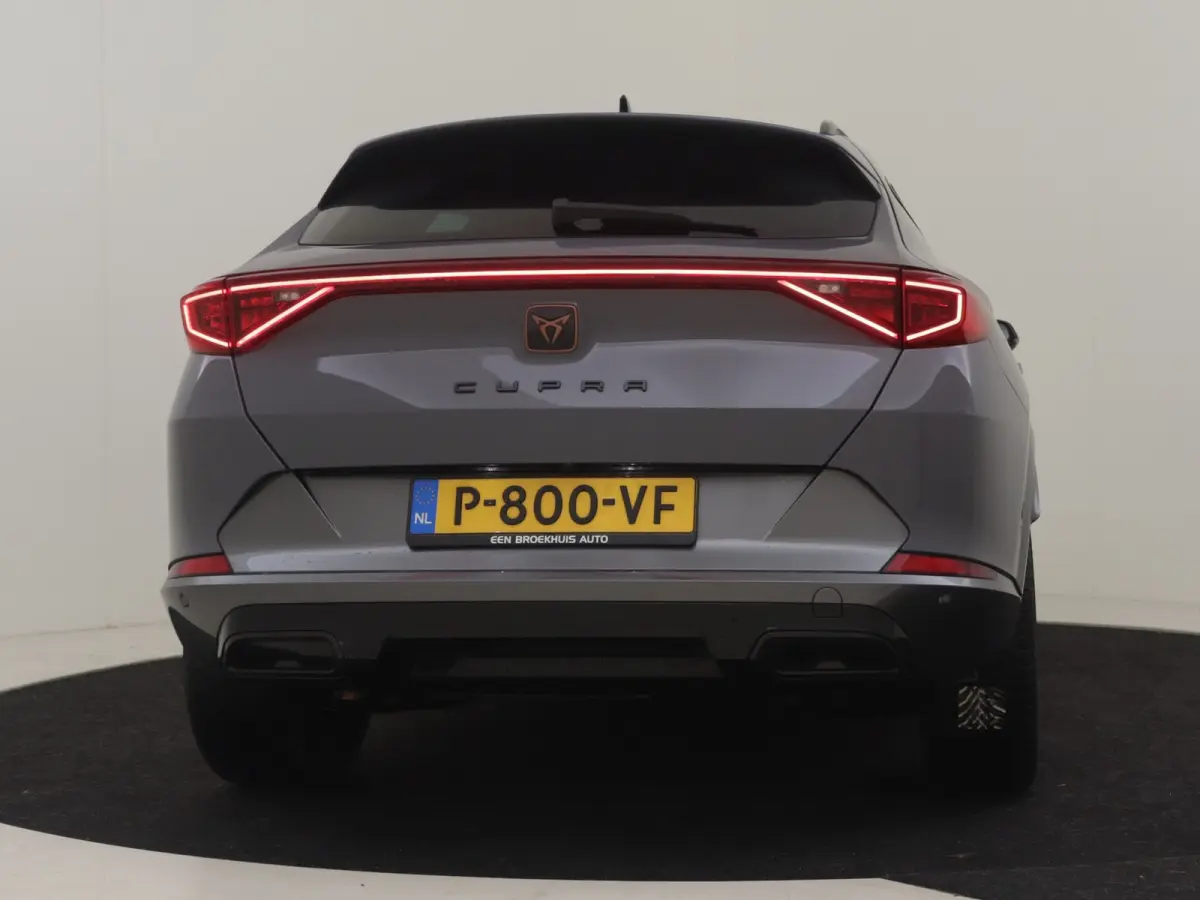 1.5 TSI Business Edition 150pk DSG/AUTO | Achteruitrijcamera | Stoelverwarming | Keyless entry/start | Adaptive cruise control | Navigatie | 18" LMV