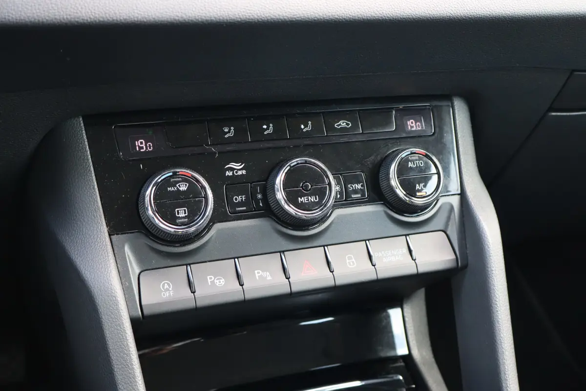 1.5 TSI ACT Business Edition Plus 150PK AUTOMAAT | Apple Carplay/Android Auto|telefoonintegratie premium | Cruise control | Keyless entry