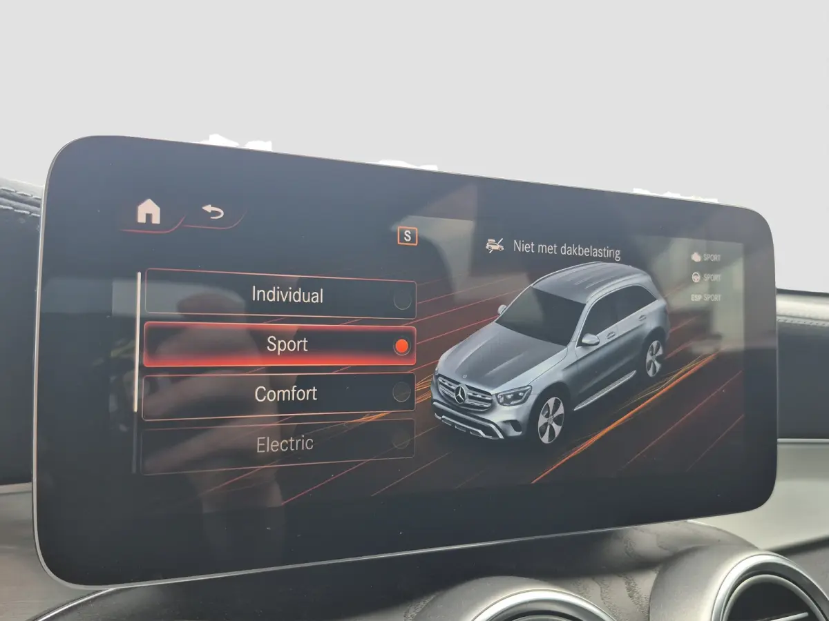 4MATIC Business Solution AMG Camera | Full LED | Elektr. Achterklep | Stoelverwarming | Full map navigatie | Carplay/android auto |
