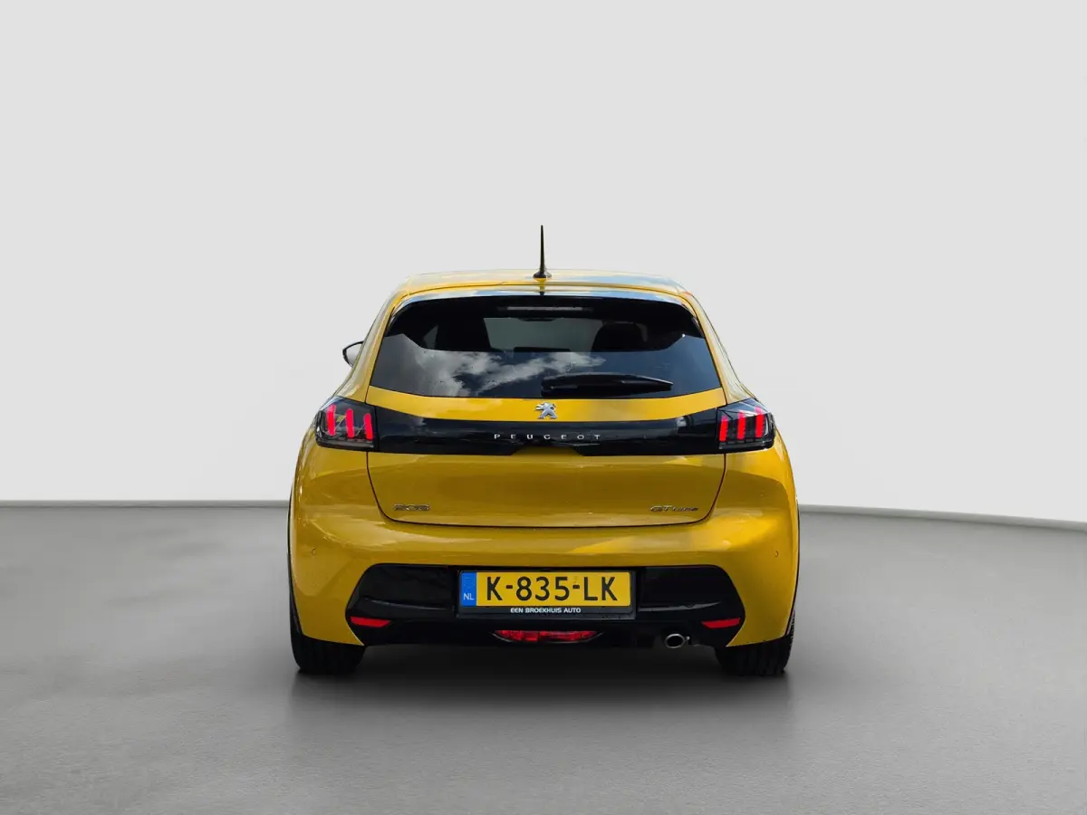 1.2 PURETECH 100PK 5-DRS GT-LINE Trekhaak afneembaar | Camera | LED | Parkeersensoren | Full map navigatie | Carplay/android auto |