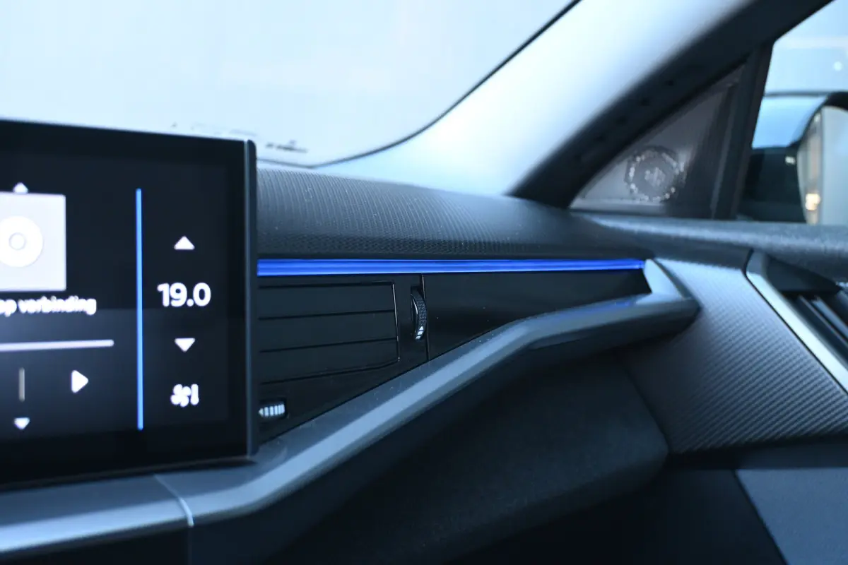1.2 Turbo Hybrid GS 145pk | HeadUp-Display | Stuur/Stoelverwarming | 360 Camera | Adaptive Cruise | Navigatie | !!