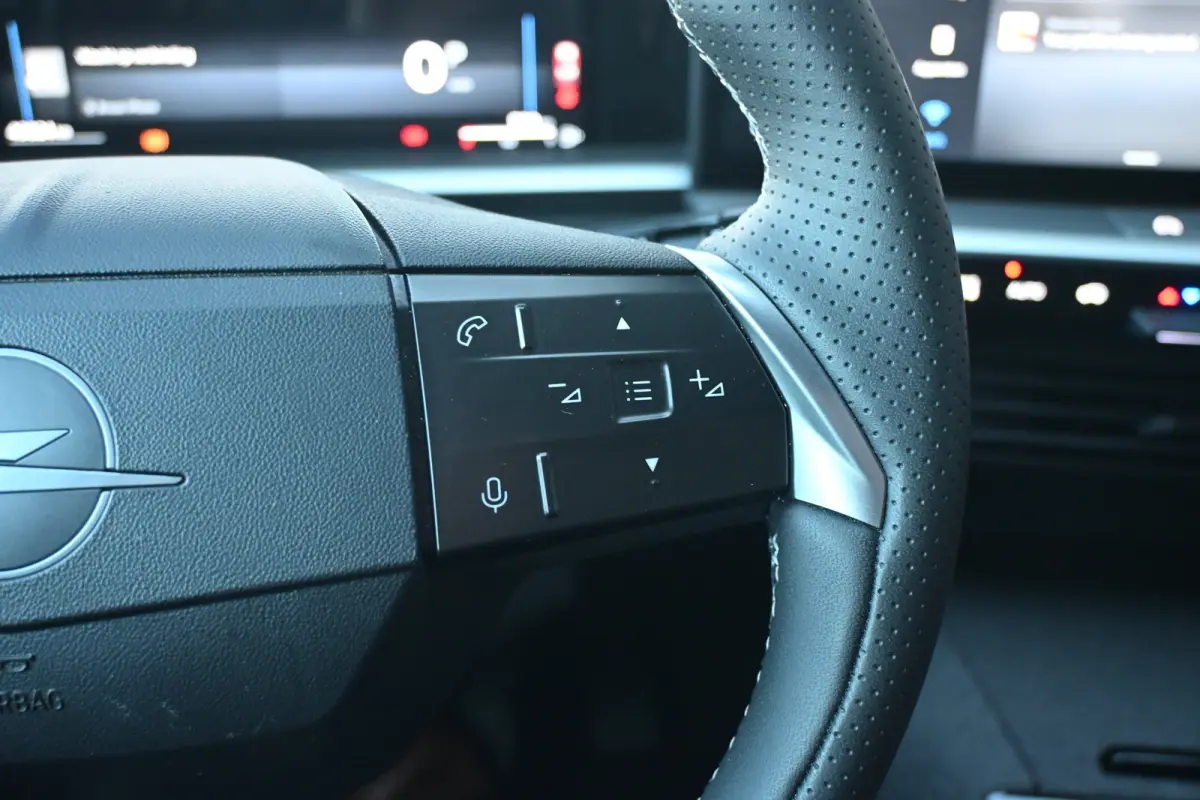 1.2 Turbo Hybrid GS 145pk | HeadUp-Display | Stuur/Stoelverwarming | 360 Camera | Adaptive Cruise | Navigatie | !!